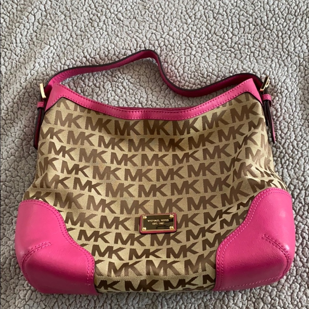 MICHAEL KORS